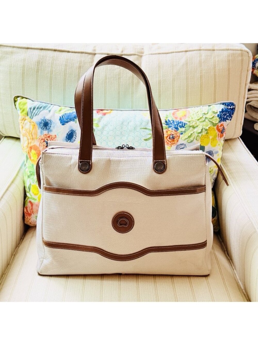 Delsey Chatelet Air 2.0 Shoulder Bag Angora Off White Color